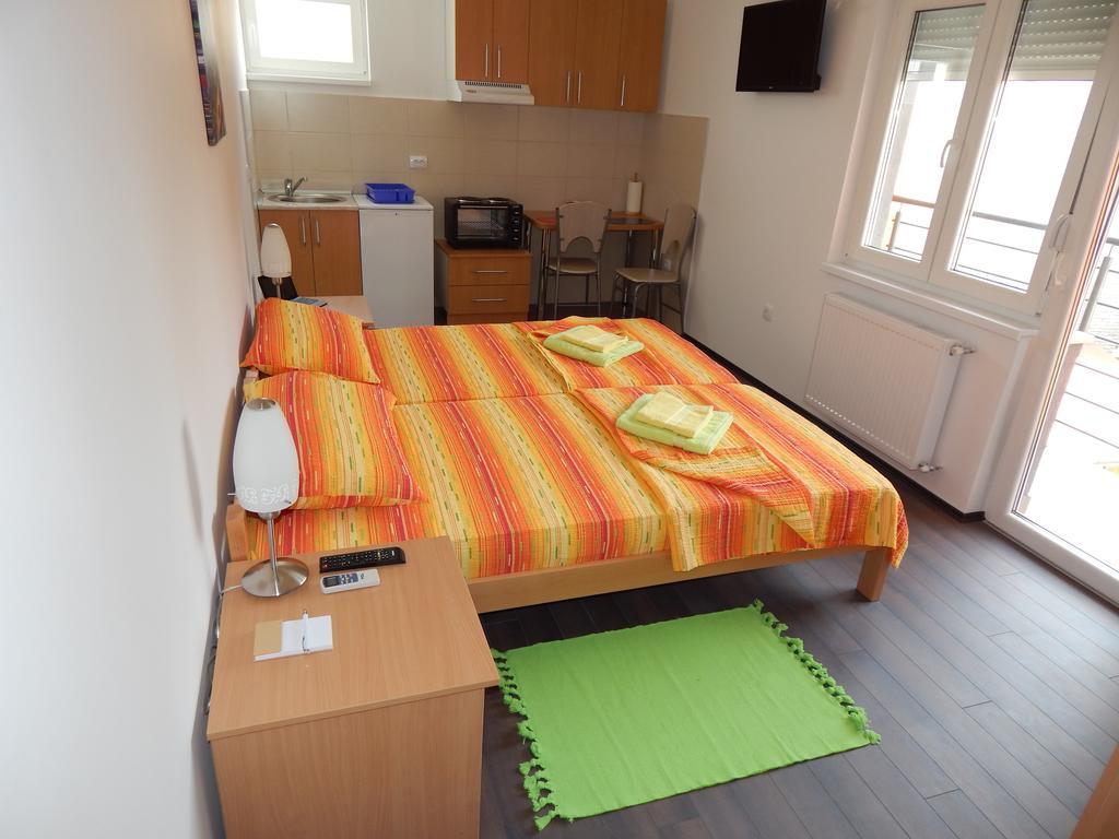 Apartments Center Kg Kragujevac Szoba fotó